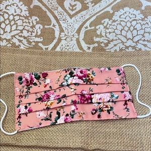 BRAND NEW FLORAL FACE MASK